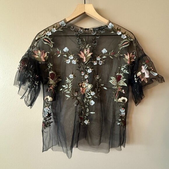 Women's XS Zara Black Sheer Mesh Embroidered Flutter Sleeve - Picture 2 of 7
